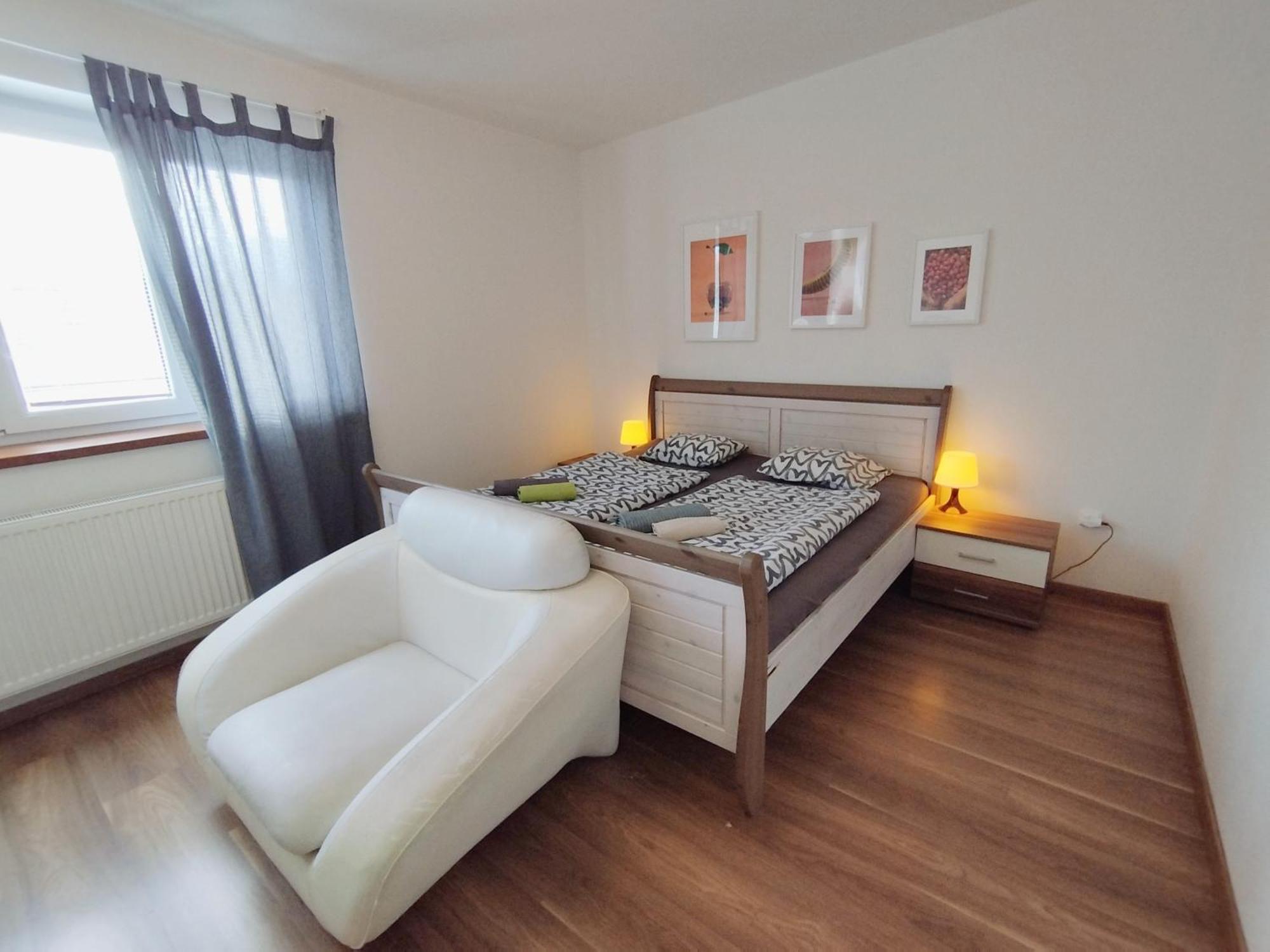 Cozy Rooftop With Balcony Апартаменти Прага